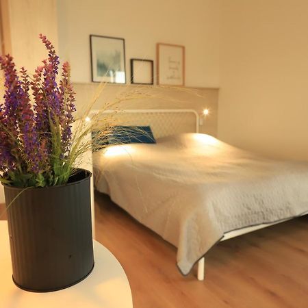 Liptovský Mikuláš Brand New Apartment In Private Resort מראה חיצוני תמונה