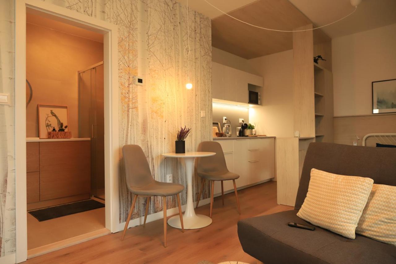 Liptovský Mikuláš Brand New Apartment In Private Resort מראה חיצוני תמונה