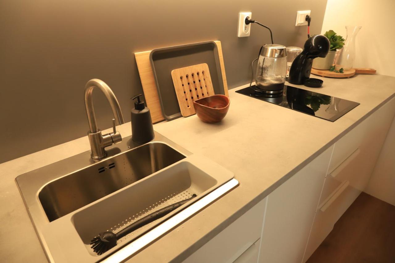 Liptovský Mikuláš Brand New Apartment In Private Resort מראה חיצוני תמונה